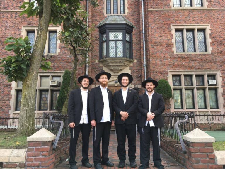 New Student Shluchim to Moldova