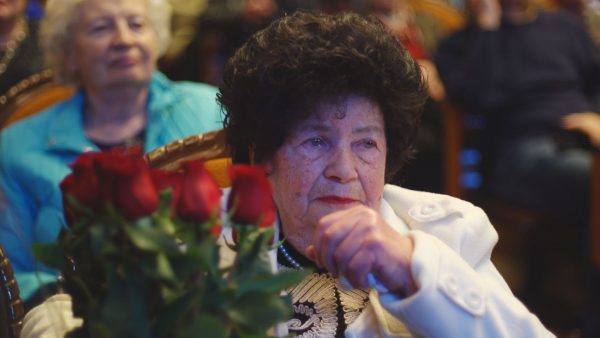 Нашей дружбе не один год.