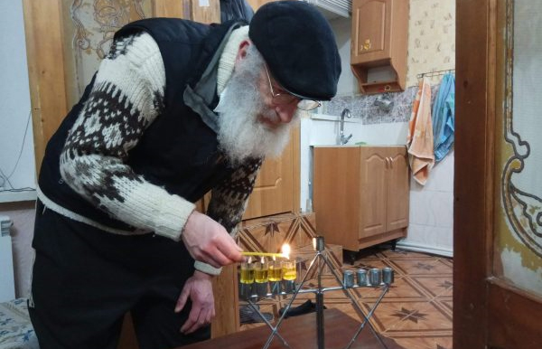 We are depending on friends like you to help support our work in Moldova