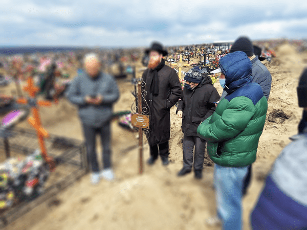 Through many obstacles, Rabbis respect final wishes