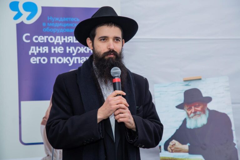 Главный раввин Кишинева Мендель Аксельрод, отвечает на вопрос «Что такое чудеса?»