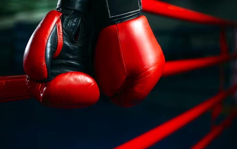 Israeli Boxer Fights in Moldova
