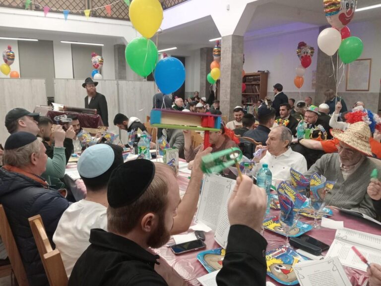 פורים תשפ”ה – שמחה פורצת גבולות בקישינב! 