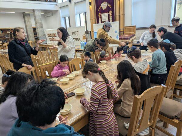 Step Into the Matzah Experience – Chabad Moldova’s Kids Model Bakery!