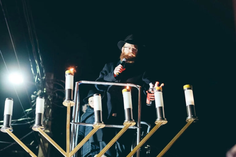 The streets of Kishinev came alive on the third night of Chanukah!