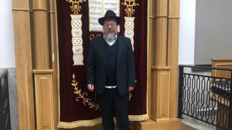 Faces of the Forgotten War - Rabbi Zushe Abelsky