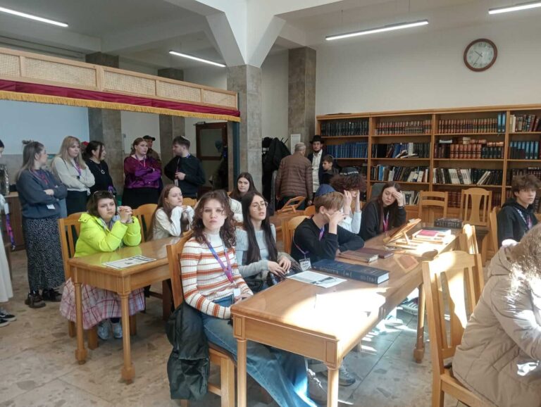 Young participants gathering at the Jewish youth seminar in Moldova