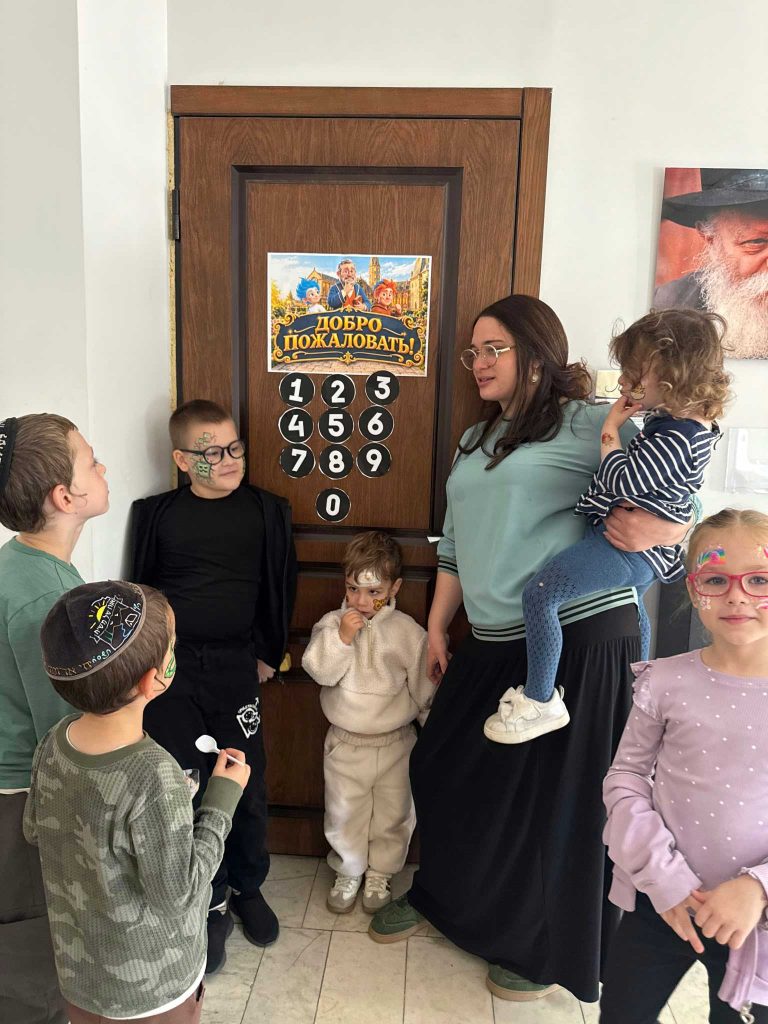 Holiday Joy Lives On at Bendery’s Sunday School